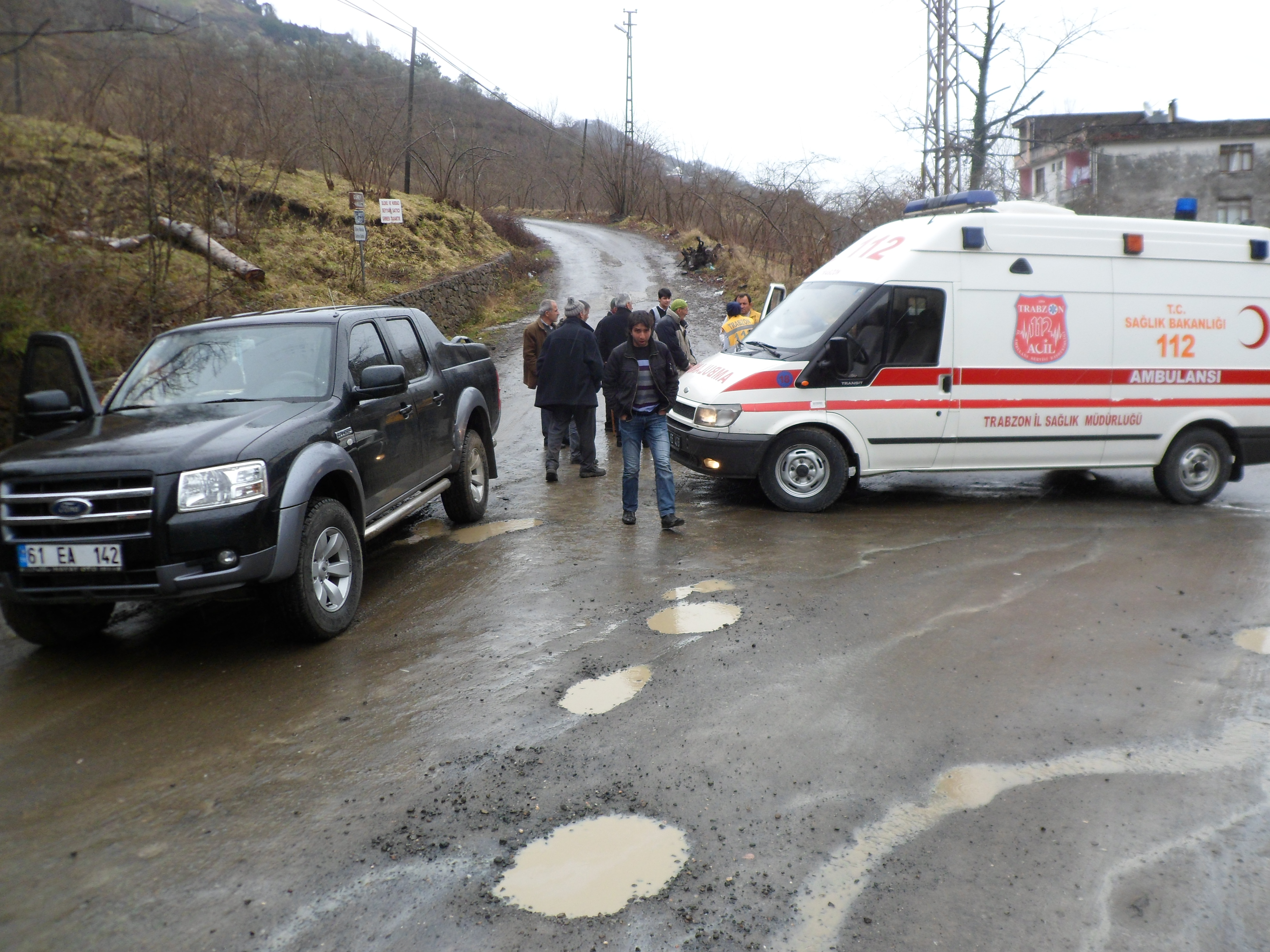 Adacık'da Ambulans Kaza Yaptı