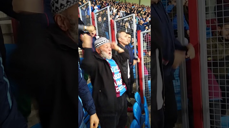 HERKES AHMET DEDE’Yİ KONUŞUYOR
